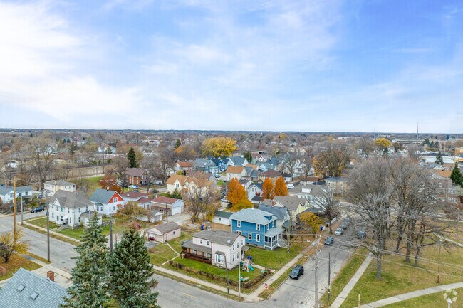 Downtown Kenosha is diverse with plenty of single family homes, duplexes and condos.