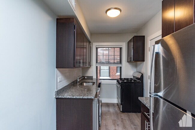 1128 Maple Ave unit C1, Evanston, IL 60202 - photo 5