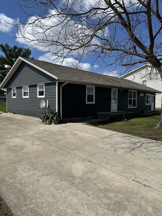 2150 11th St, Charleston, IL 61920