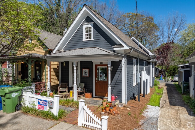 Well-kept bungalows and shotgun homes are the norm in Cabbagetown.