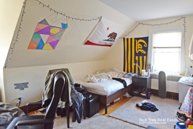 39 Pratt St, Allston, MA 02134 - photo 5