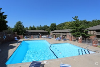 1301 Old 63 S, Columbia, MO 65201