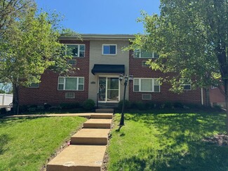 520 Mariedale Dr Unit 1, Kirkwood, MO 63122