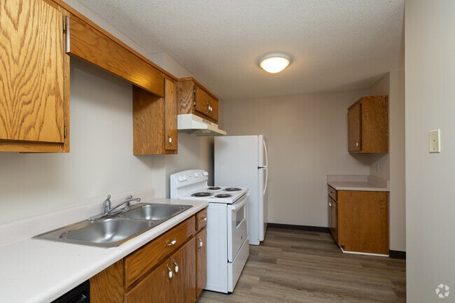 2BR, 1.5BA -900SF - Kitchen