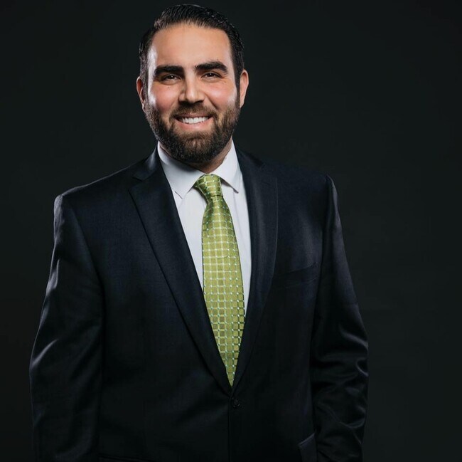 Agent Photo