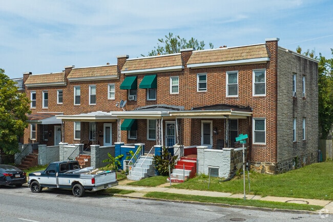 You'll never be far from your neighbors in a classic row house in Wilson Heights.