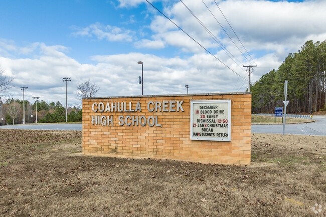 Coahulla Creek High School has 1031 students.