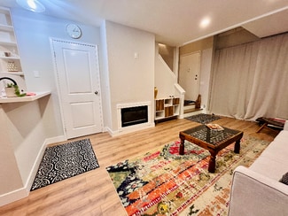 389 Half Moon Ln, Daly City, CA 94015