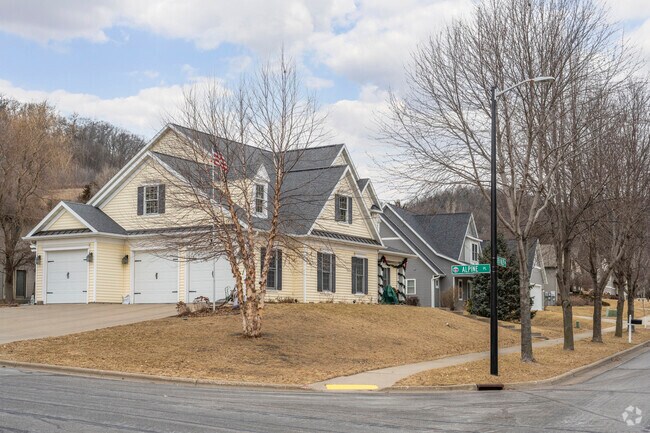 Larger single-family homes in Onalaska can run you up to a half million.