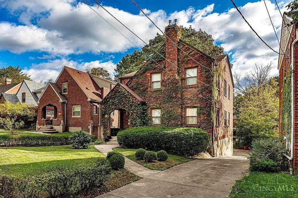 1054 Rutledge Ave unit 2, Cincinnati, OH 45205 - photo 1