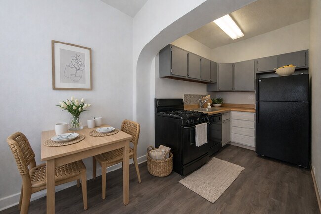 The Overlook, Lorain, OH 44052 - photo 4