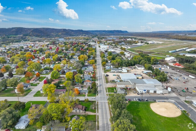 Main roads through Goodview connect neighborhoods to Winona and U.S. Route 61.