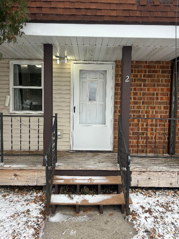 1512 1st St E Unit 2, Thief River Falls, MN 56701