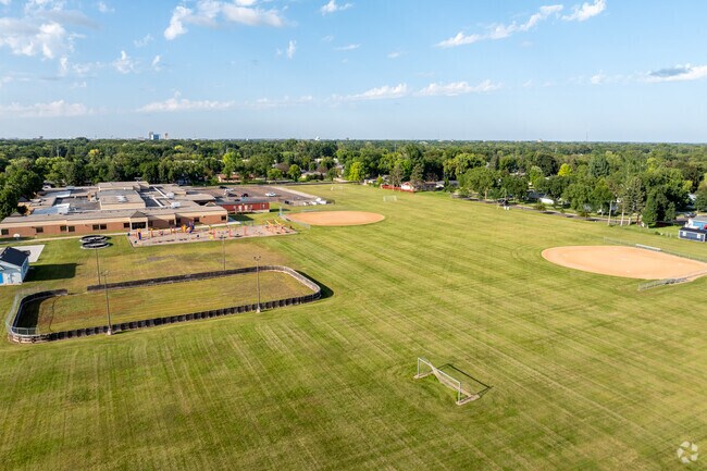 Adjacent to Lincoln Elementary is Lincoln Park.