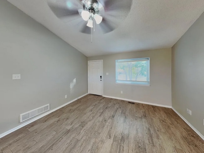 5227 E 123rd Ave, Thornton, CO 80241 - photo 2