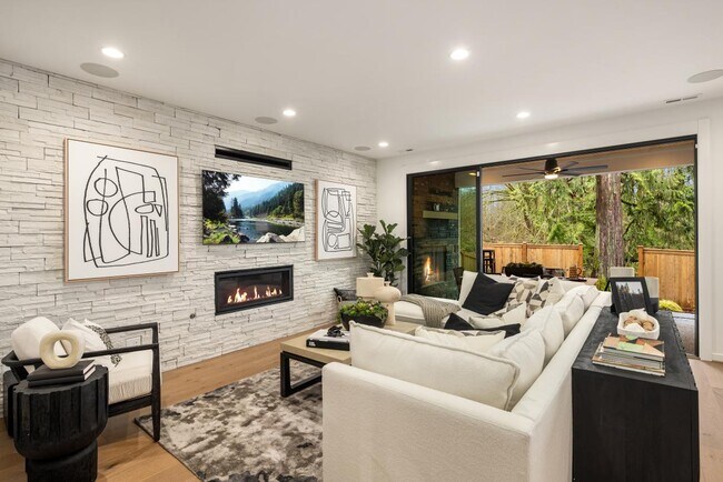 26833 NE Walden Way unit 36357710, Duvall, WA 98019 - photo 2