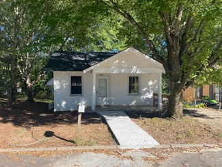 1031 4th St, Conover, NC 28613