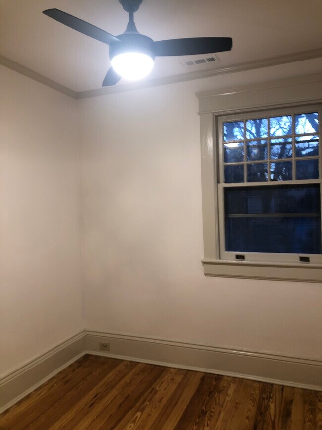 1212 Brookstown Ave unit D, Winston Salem, NC 27101 - photo 6