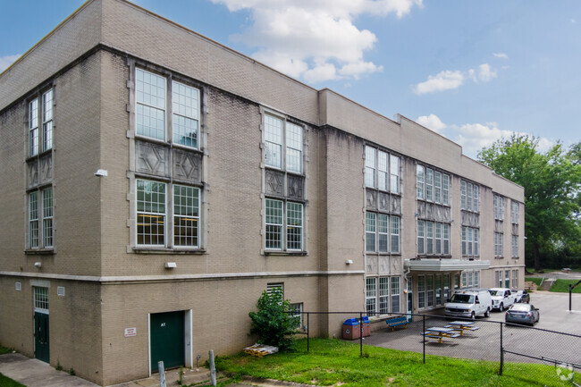 The back of Chevy Chase Elementary in Chevy Chase.