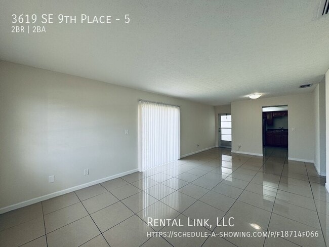 3619 SE 9th Place unit 5, Cape Coral, FL 33904 - photo 3