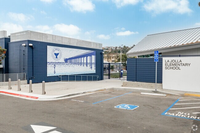 Bright futures begin at La Jolla Elementary School, a place for growth and discovery.