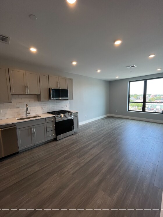 370 Western Ave unit 3-1, Boston, MA 02135 - photo 4
