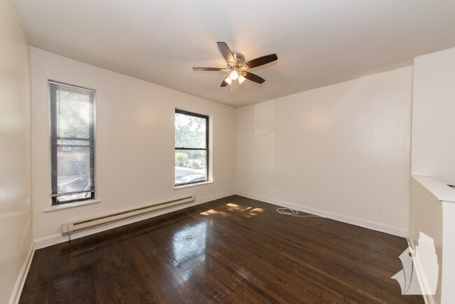 3839 N Greenview Ave unit 3839-GDN, Chicago, IL 60613 - photo 5