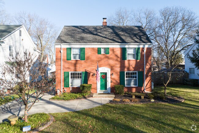 Classic brick Colonial homes are a popular option in the neighborhood of Ottawa.