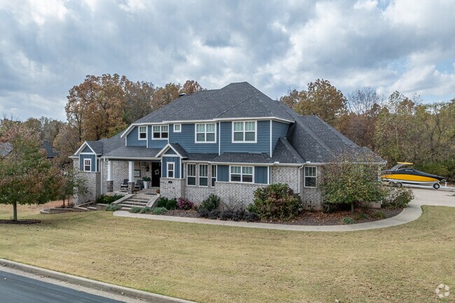 Larger estates in the Wheeler neighborhood sit on substantial lots.
