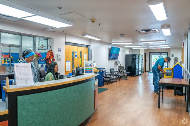 The Denia Recreation Center has indoor and outdoor summer camps.