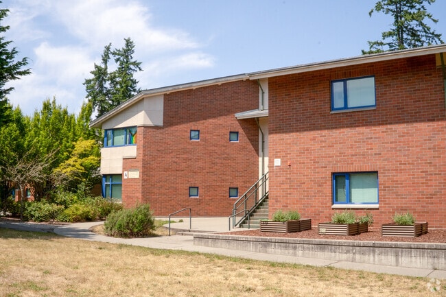 Meadowdale Elementary is in the Meadowdale neighborhood of Lynwood.