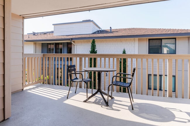 950 E Hillsdale Blvd unit FL3-ID2119, Foster City, CA 94404 - photo 5