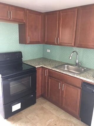 7632 N Milwaukee Ave unit ONE BED, Niles, IL 60714 - photo 2