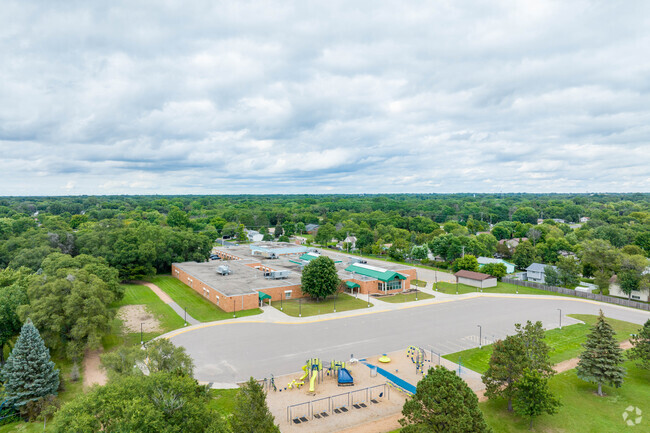 Monroe Elementary saw 47% of students proficient in math and 51% in reading.