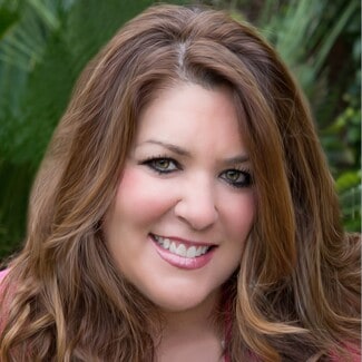Julie Kelly