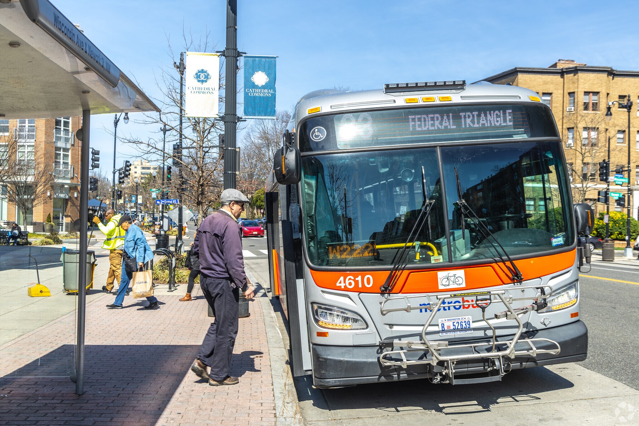 The Metro bus in Cathedral Heights, connects journeys; one stop at a time.