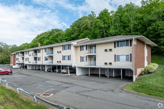 271 Main St Unit 1BR, Farmington, CT 06085