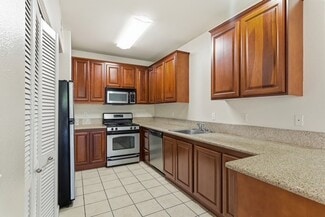 960 Doubles Dr, Santa Rosa, CA 95407