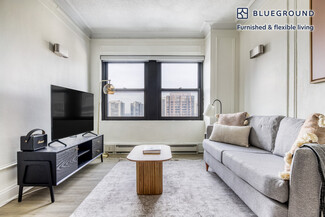 1400 N Lake Shore Dr Unit FL20-ID550, Chicago, IL 60610