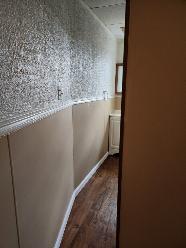 1489 Washington Ave, Altoona, PA 16601 - photo 4