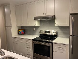 365 Mather St Unit 64, Hamden, CT 06514