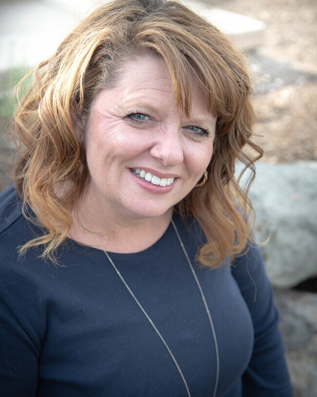 Katie McDaris Marks