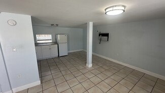 340 NE 125th St Unit 4, North Miami, FL 33161