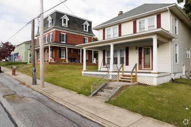 A row of craftsmen and mixed styles in Windsor, PA.