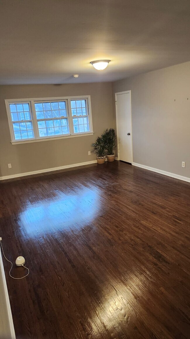 17 Union Ave Unit 2, Maplewood, NJ 07040