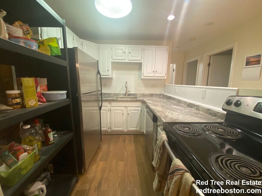 28 Brentwood St unit 1, Allston, MA 02134 - photo 1