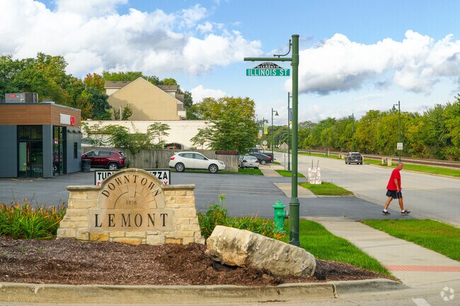 West Lemont is a highly walkable town that residents enjoy.