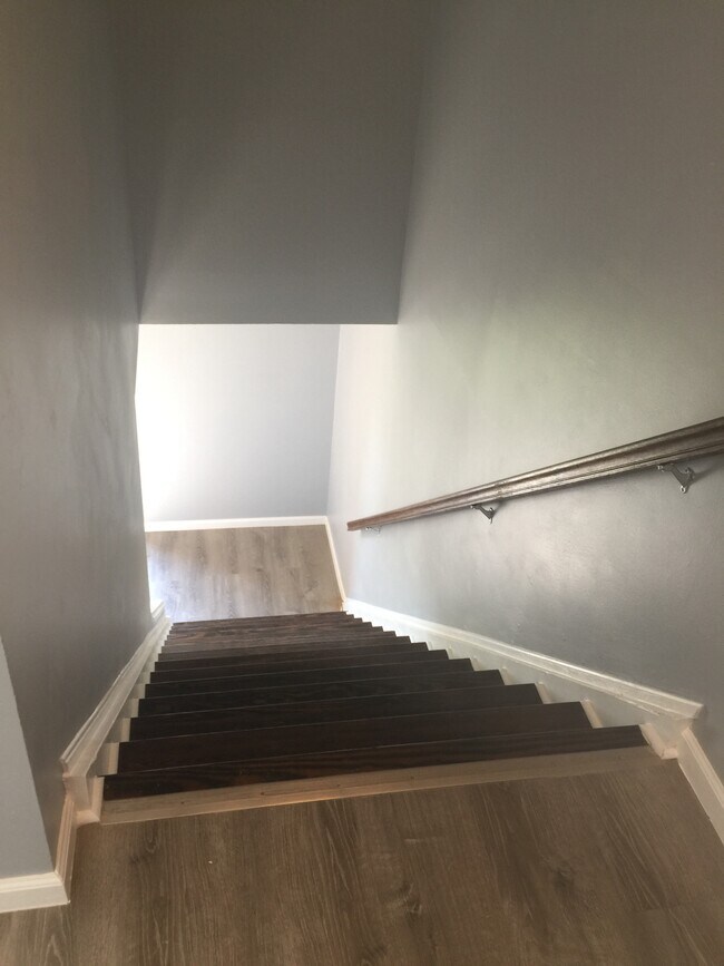 7767 Betsy Ross Cir, Dayton, OH 45459 - photo 4