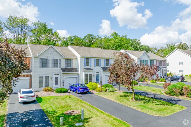 Townhomes in West Brunswick are usually less than $260,000.