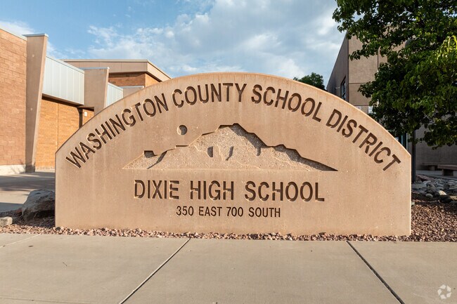 Students from grades 9th through 12th may attend Dixie High School.